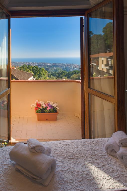 Villa Mareluna - Sea View And Garden Salerno Eksteriør bilde